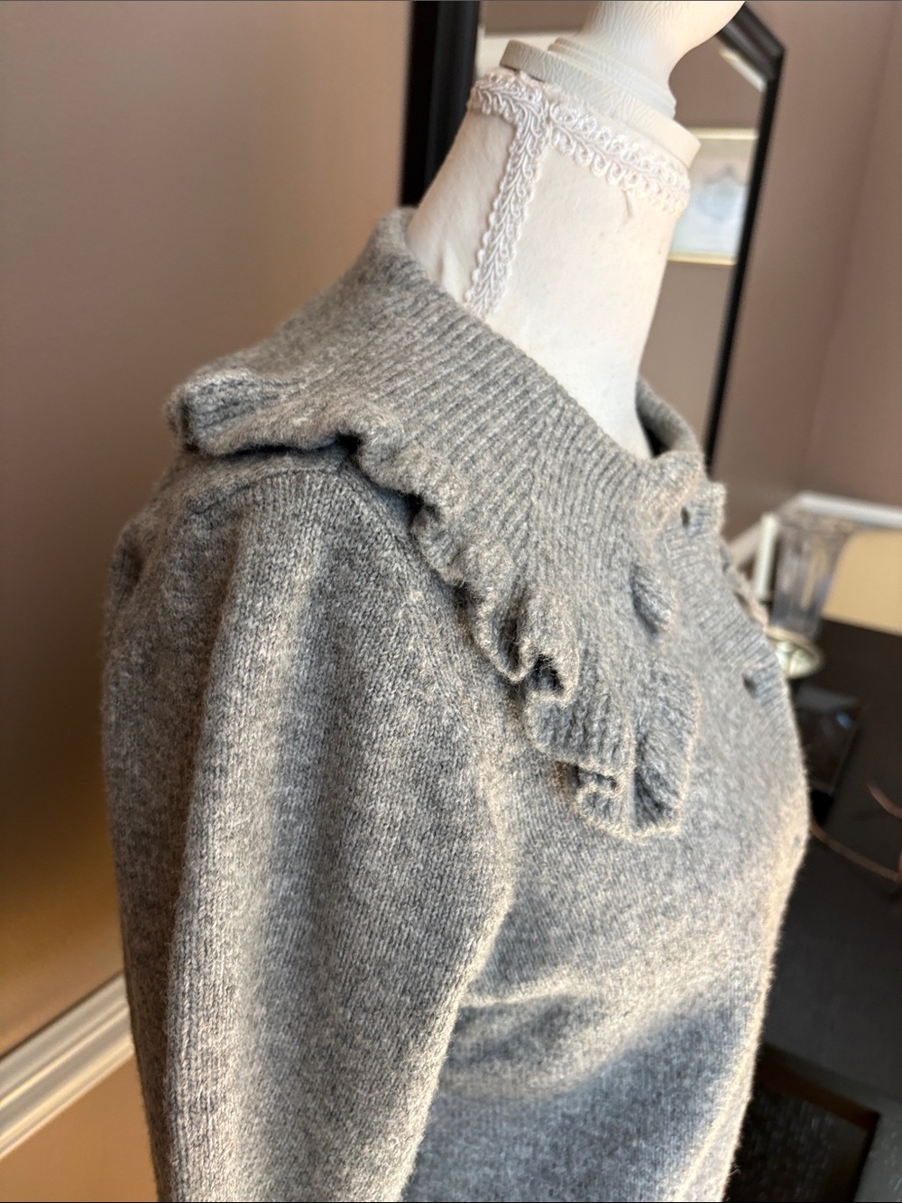 Marled Gray Ruffle-Collar Button Cardigan - Picture 4 of 8
